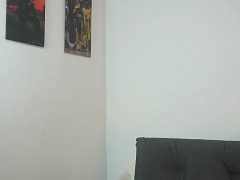 Snapshot of Dominick_walker chatting on October 14, 11:25 pm Dominick walker online show from October 14, 11:25 pm