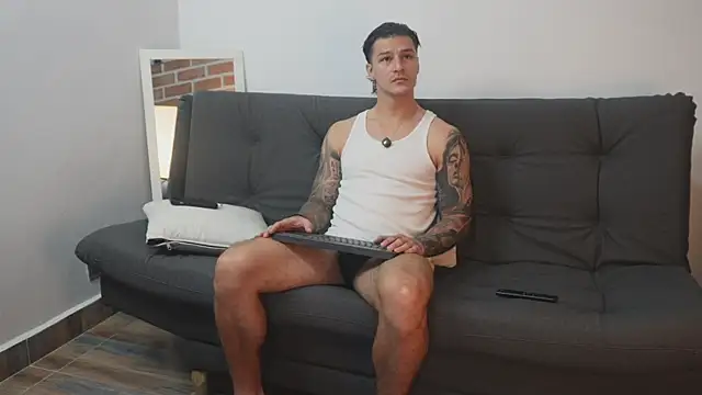 Dominick walker online show from November 16, 5:28 pm