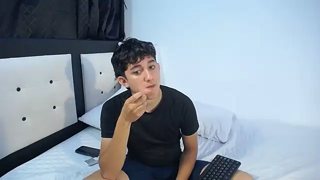 Dravith Valery online show from February 12, 3:17 am