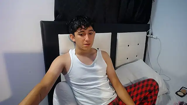 Dravith Valery online show from February 13, 4:34 am