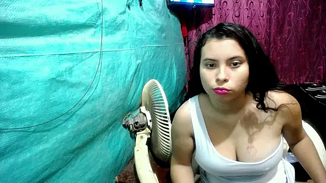Snapshot of carito_sexyy2 chatting on October 17, 7:15 pm carito sexyy2 online show from October 17, 7:15 pm