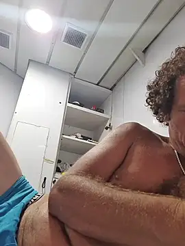 shainnfk online show from January 17, 1:26 pm