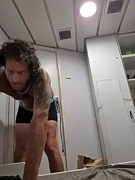 shainnfk online show from January 18, 1:58 pm