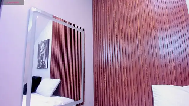 JuliethCruz  online show from November 14, 5:16 pm