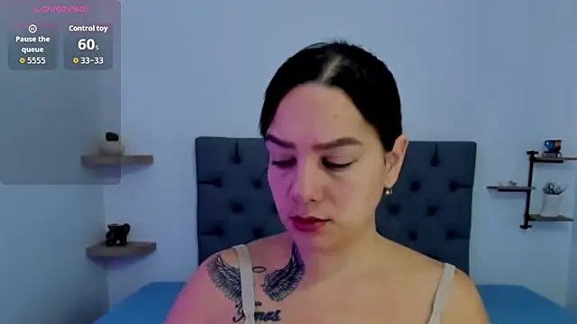 Snapshot of Saraarouusee chatting on January 19, 3:16 pm Saraarouusee online show from January 19, 3:16 pm