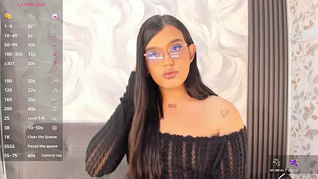 Snapshot of xkaty_grey chatting on May 11, 9:45 pm xkaty grey online show from May 11, 9:45 pm