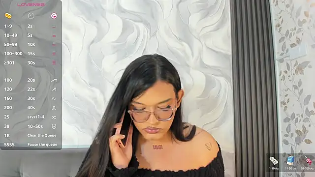 Snapshot of xkaty_grey chatting on May 7, 8:45 pm xkaty grey online show from May 7, 8:45 pm