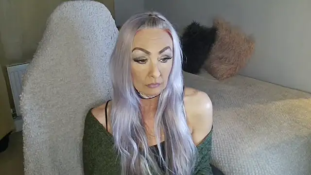 TheOGMiaMystique online show from March 14, 5:19 pm