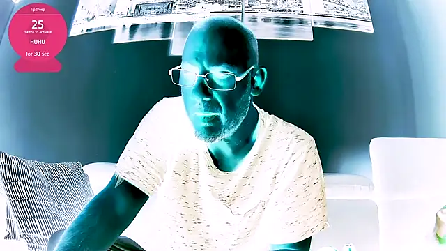 bull419M online show from April 17, 9:01 am