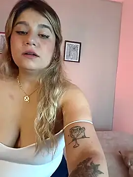 Sweet Bella Valery online show from December 23, 12:22 am