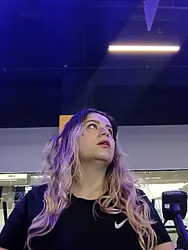 Sweet Bella Valery online show from February 20, 8:11 pm