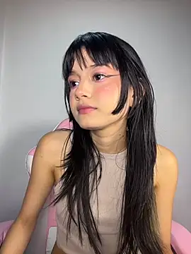 AnaisXoXo online show from December 3, 11:25 pm