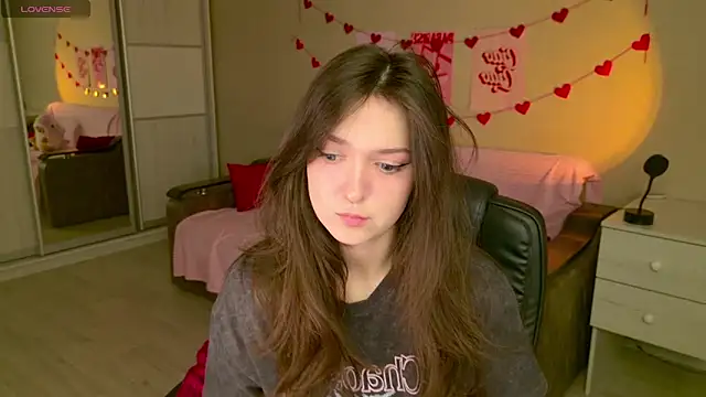 BellaSink online show from November 29, 5:40 am