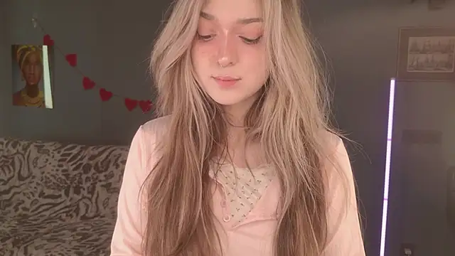 BellaSink online show from March 24, 5:40 am