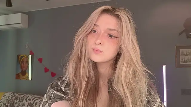 BellaSink online show from March 25, 5:40 am