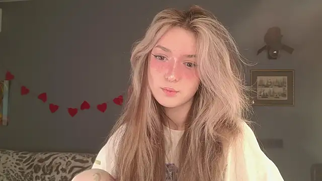 BellaSink online show from April 1, 5:31 am