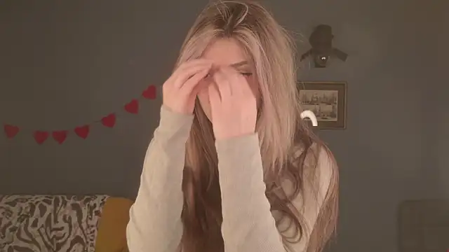 BellaSink online show from April 10, 5:36 am