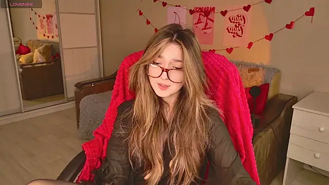 Snapshot of BellaSink chatting on January 13, 5:33 am BellaSink online show from January 13, 5:33 am