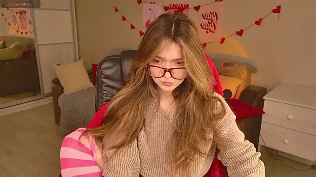 Snapshot of BellaSink chatting on January 16, 5:33 am BellaSink online show from January 16, 5:33 am