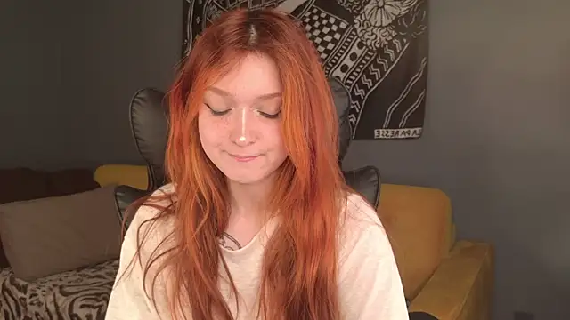 Snapshot of BellaSink chatting on July 15, 1:40 pm BellaSink online show from July 15, 1:40 pm