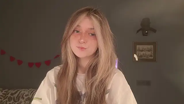 BellaSink online show from April 3, 5:36 am