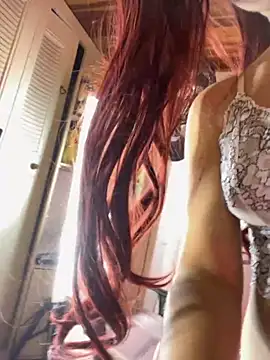 Snapshot of Meggie_ chatting on November 13, 10:57 pm Meggie online show from November 13, 10:57 pm