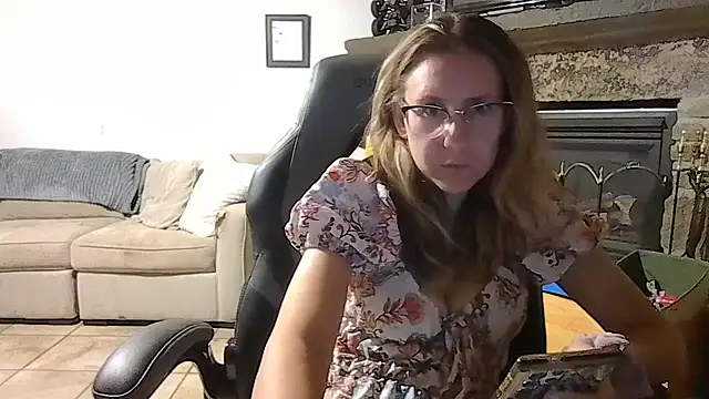 pleasureme24k online show from October 22, 2:44 am