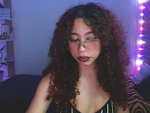 Medussa3033 online show from January 18, 4:27 am