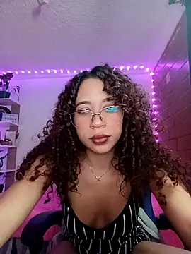 Medussa3033 online show from December 19, 9:28 pm