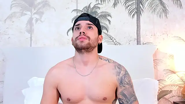 Mike montoya01 online show from December 20, 9:34 am