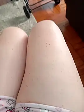 Snapshot of Taradinha_pelosogro chatting on February 17, 2:25 pm Taradinha pelosogro online show from February 17, 2:25 pm