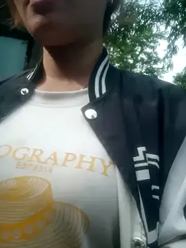 Snapshot of Myzak- chatting on October 15, 1:48 am Myzak- online show from October 15, 1:48 am