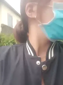 Snapshot of Myzak- chatting on November 3, 9:24 am Myzak- online show from November 3, 9:24 am