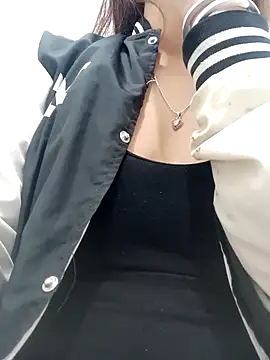 Snapshot of Myzak- chatting on November 29, 10:32 pm Myzak- online show from November 29, 10:32 pm