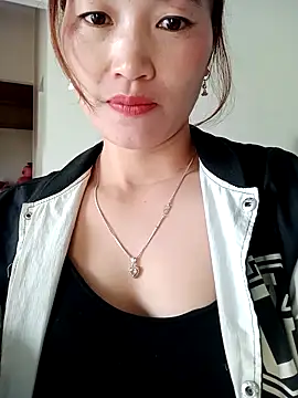 Snapshot of Myzak- chatting on November 15, 12:47 am Myzak- online show from November 15, 12:47 am