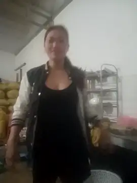 Snapshot of Myzak- chatting on October 24, 10:53 pm Myzak- online show from October 24, 10:53 pm