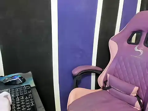 scarleth18 online show from February 25, 9:14 pm