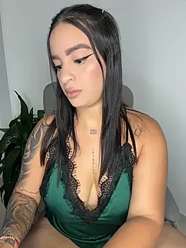 Emily Kurth23 online show from January 13, 1:09 am