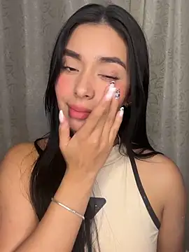 Snapshot of MiaSofia__ chatting on December 19, 11:40 pm MiaSofia online show from December 19, 11:40 pm