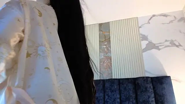 Snapshot of MarScarlett chatting on November 14, 11:25 am MarScarlett online show from November 14, 11:25 am