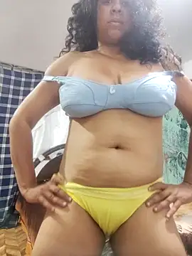 Snapshot of Karenmtroconiz chatting on December 15, 2:56 pm Karenmtroconiz online show from December 15, 2:56 pm