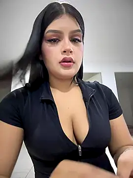 Lucianacuoper online show from November 23, 12:53 am