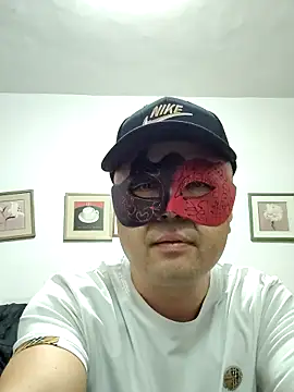 Snapshot of caige8888 chatting on October 15, 9:28 am caige8888 online show from October 15, 9:28 am