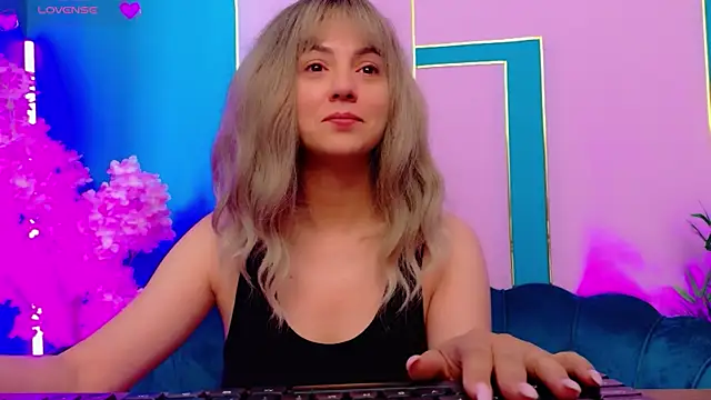 AriannaSins online show from May 15, 12:25 pm