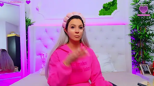 AriannaSins online show from January 9, 1:18 pm