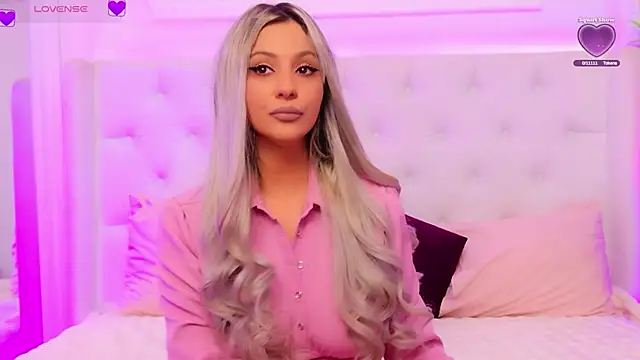 AriannaSins online show from April 8, 12:50 pm