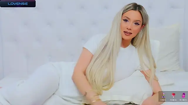 Snapshot of AriannaSins chatting on February 24, 7:19 pm AriannaSins online show from February 24, 7:19 pm