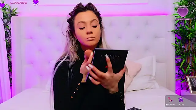 AriannaSins online show from January 12, 1:18 pm