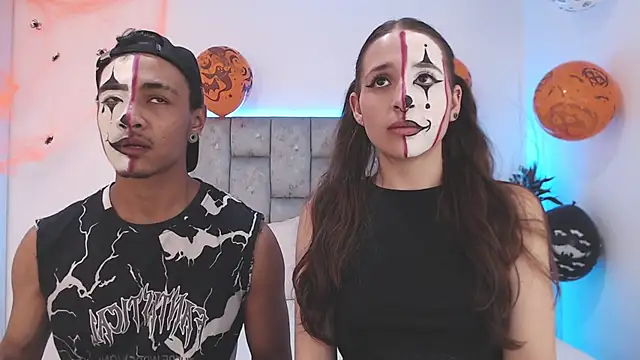 Snapshot of SweetAndSinful chatting on October 29, 5:28 am SweetAndSinful online show from October 29, 5:28 am