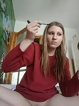 Snapshot of SandyCassie chatting on June 8, 8:59 am SandyCassie online show from June 8, 8:59 am